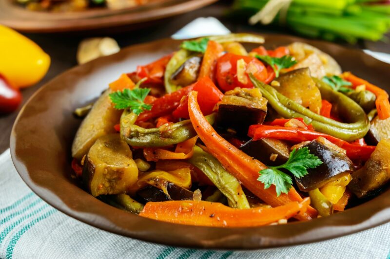 Vegetable stew (salad)